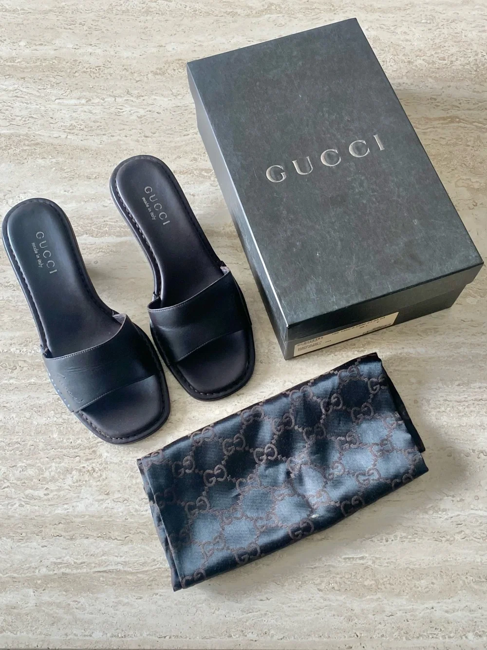 Vintage Gucci Logo Mule Sandal Heels - Picture 2 of 9